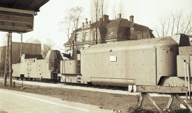 "Pociąg pancerny na stacji Skarżysko-Kamienna", 1980 (2). Fot. I. Raszek....